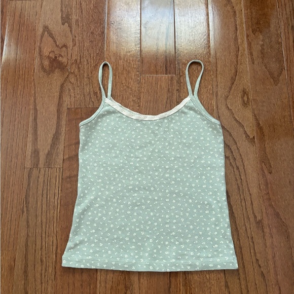 Brandy Melville SKYLAR EYELET TANK pastel green floral - Picture 3 of 5
